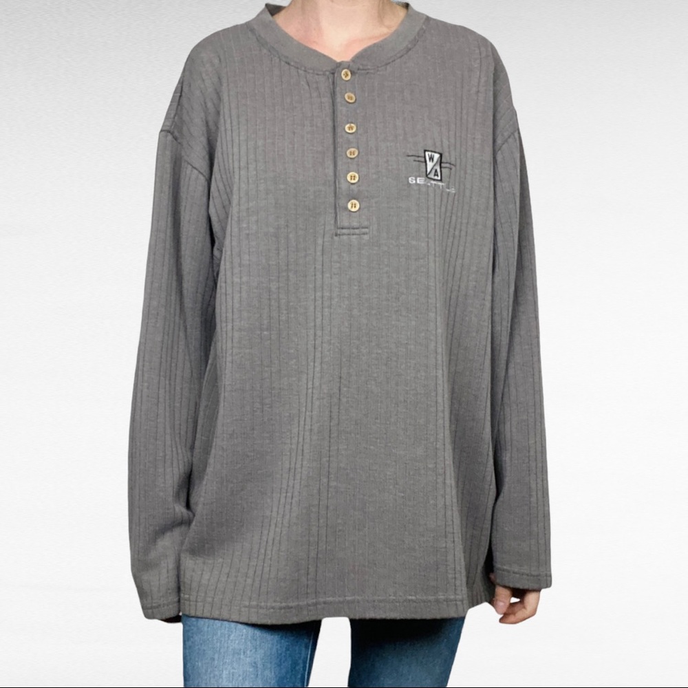 VINTAGE | 1990’s Basix Grey Ribbed Knit Seattle WA Long Sleeve Henley Pullover